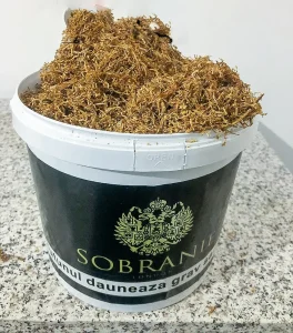 Tutun firicel Sobranie la găleată